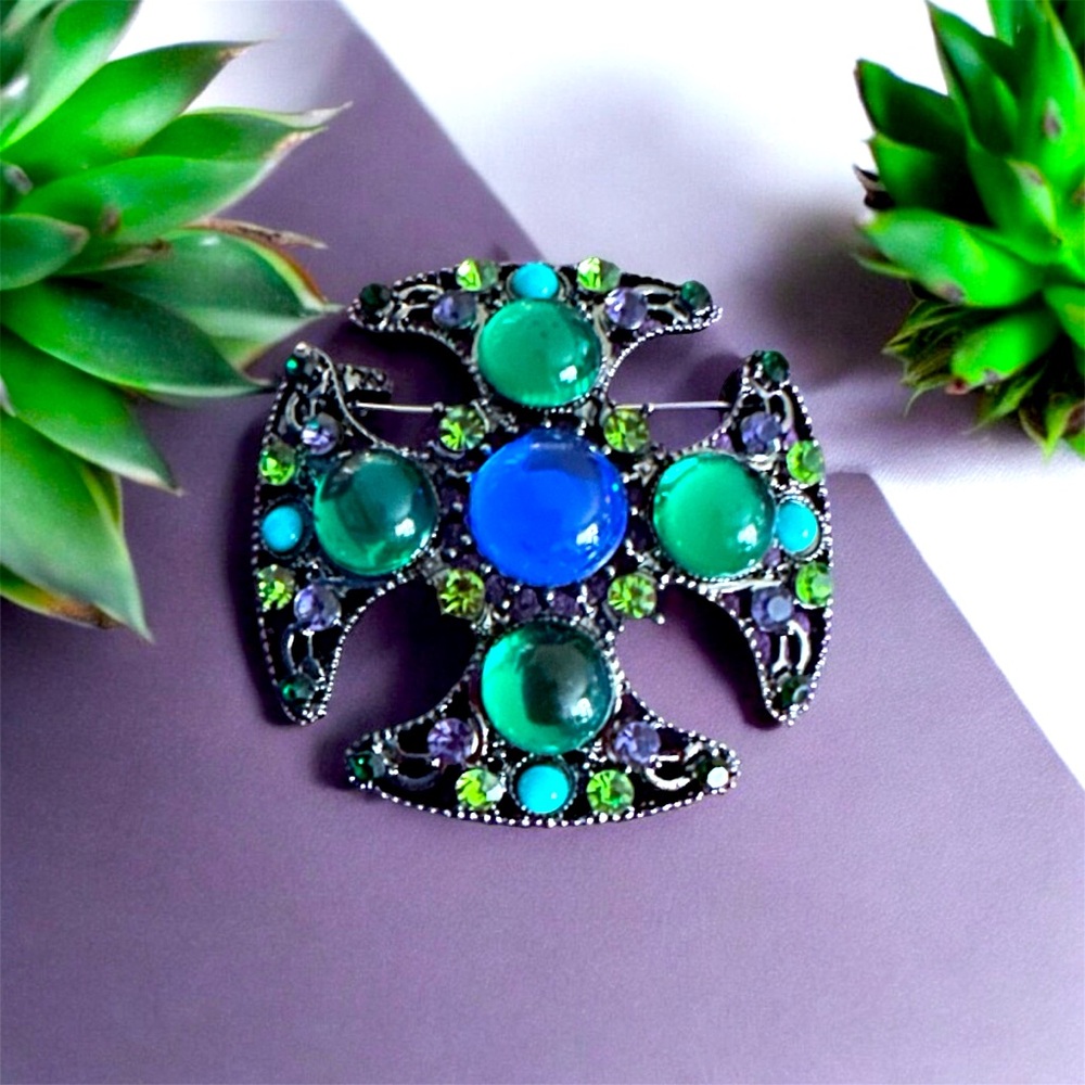 Vintage  Maltese Cross Brooch with colored Cabochons Unsigned Pin 80’s